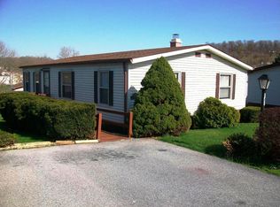 161 Partridge Dr, Ephrata, PA 17522