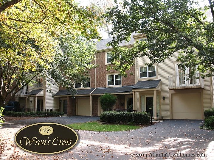 Exterior shot of the Wren's Cross condos. Please note that this property is privately managed, and you would be renting from the owners, not a property management company.
