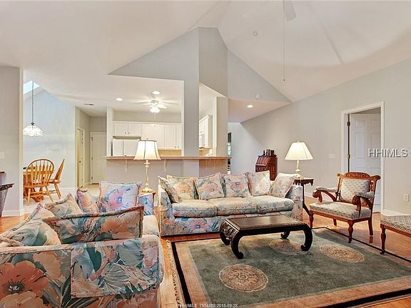4th image of 10 W Morgan Ct