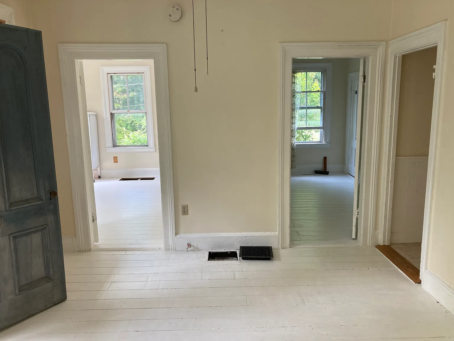 2 bed, 1100 sqft, $2,000 — Photo 3