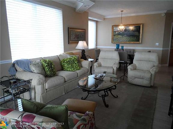 3rd image of 2880 NE 14th St #813