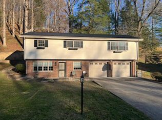 199 Zeigler Dr, Pikeville, KY 41501