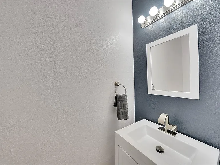 11129 Persimmon Gap Dr — Photo 14