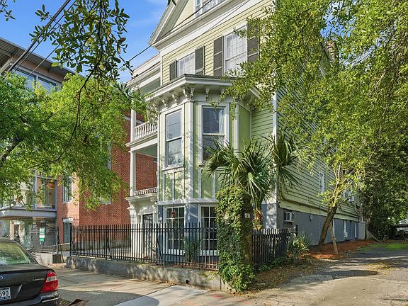 3rd image of 165 Rutledge Ave