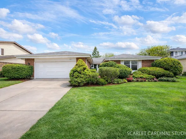 1110 S Fernandez Ave, Arlington Heights, IL 60005