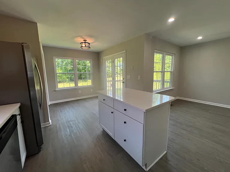 2812 Hydes Ferry Rd — Photo 12