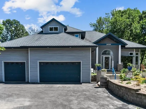 2020 County Road A, Neenah, WI 54956