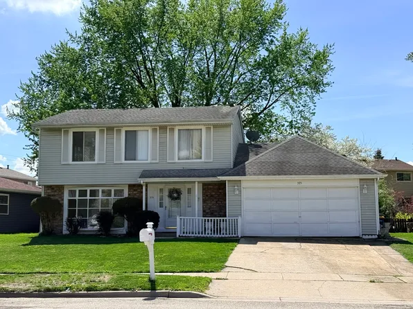 375 Longford Dr, Elgin, IL 60120