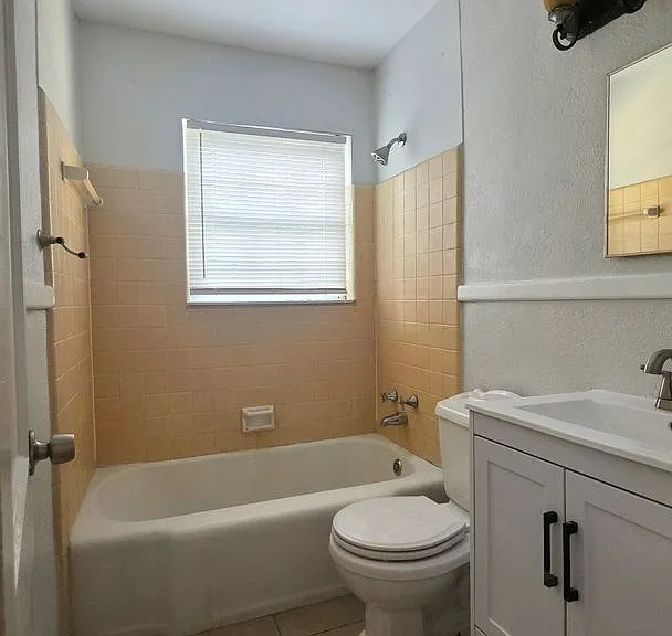 903A 7th Ave — Photo 5