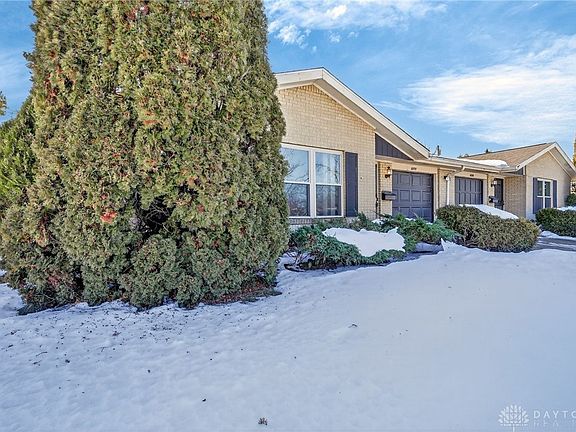 2nd image of 4202 Knollcroft Rd