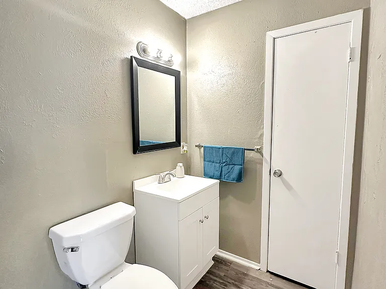 Sunscape Apartments — Photo 5