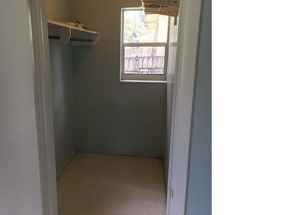 5th image of 4624 SW 65th Ave APT 4