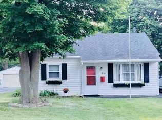 816 Kenmore Ave, Aurora, IL 60505