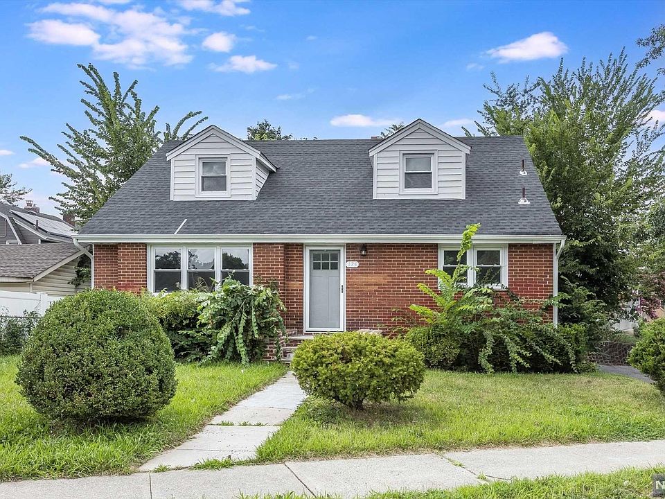 1st image of 175 Parkway Dr W