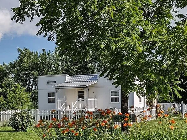 11266 Highway H, Lenox, MO 65541