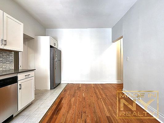 4th image of 30-64 34th St #4D