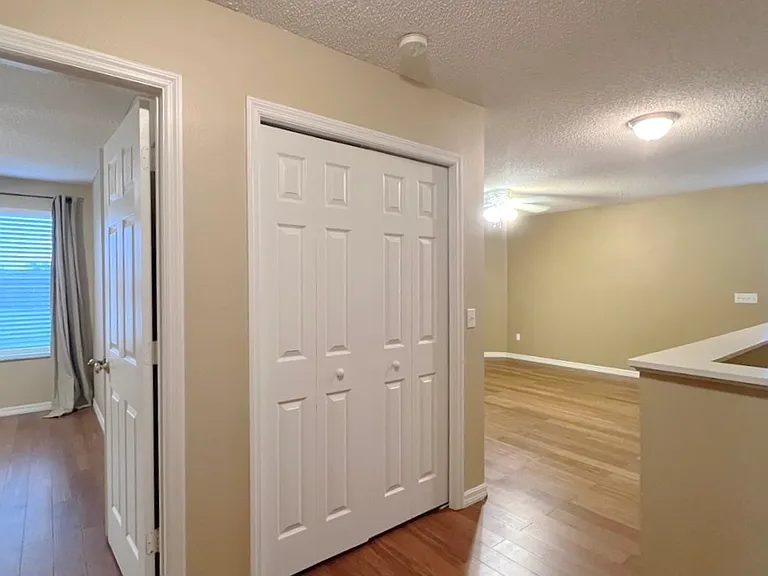 831 Horseshoe Falls Dr — Photo 8