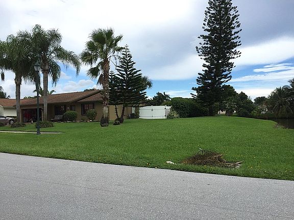 One of a kind corner lot 