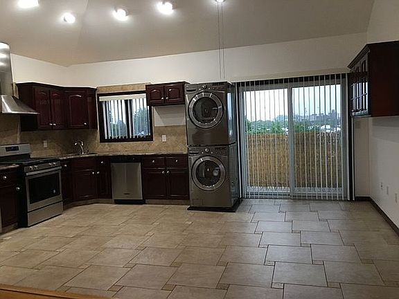 3rd image of 148 Prentiss Ave