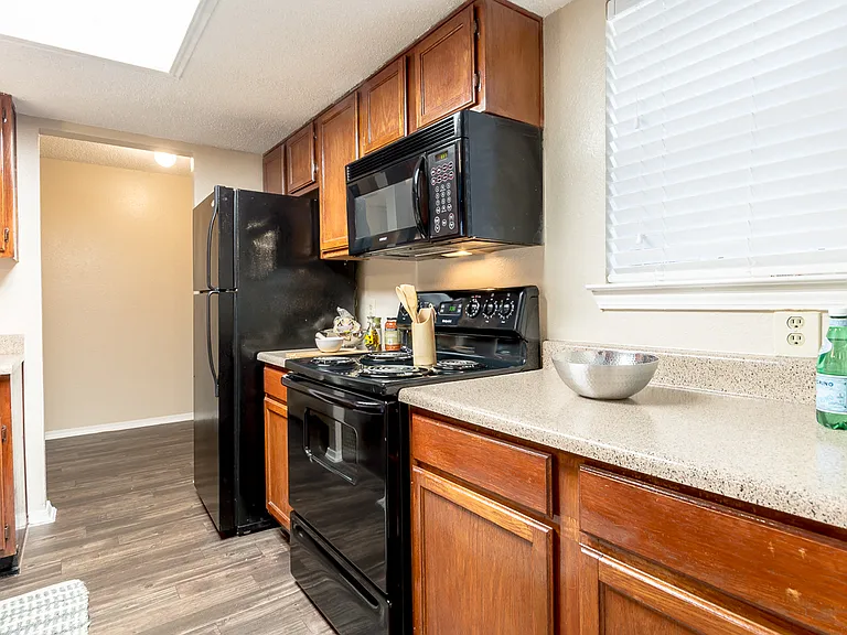 Amberly Village Townhomes — Photo 13