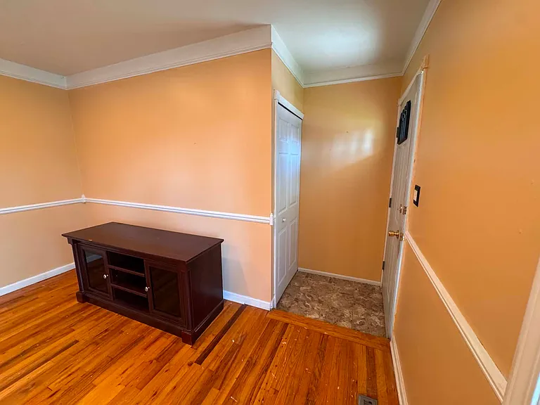 32345 Hawthorne Dr — Photo 16