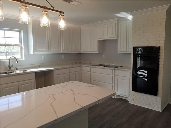 4th image of 3238 Rocky Ln