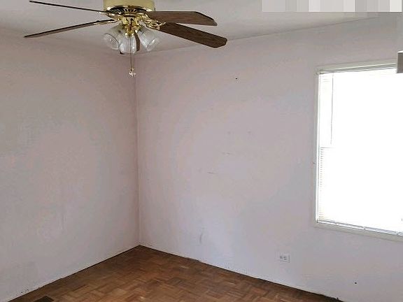 2nd image of 302 Shabbona Dr