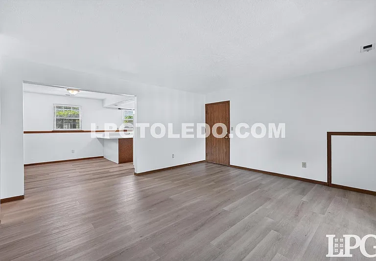 801 Hilltop Ln #101 — Photo 13