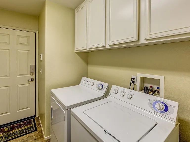 81433 Avenida Esmeralda — Photo 13