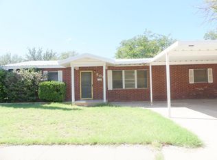 809 NW 10th St, Andrews, TX 79714