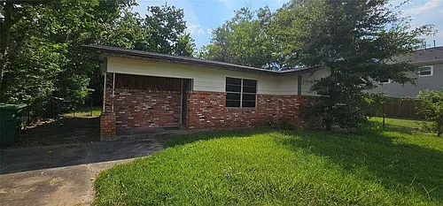 3610 Dennis St Photo 1