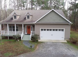 24 Wakefield Rd, Clarksville, VA 23927