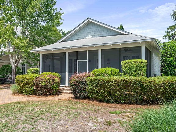 2nd image of 194 Carson Oaks Ln