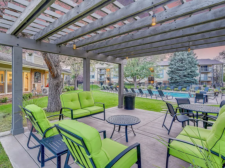 Clearview Apartments 4840-print-042-038-Exterior