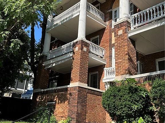2nd image of 3803 Pennsylvania Ave APT 1N