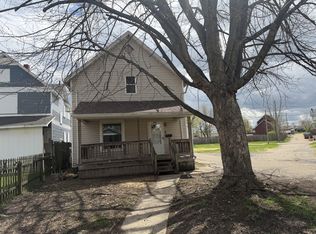 934 4th St NW, Canton, OH