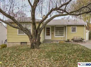 2726 S 41st St, Omaha, NE 68105