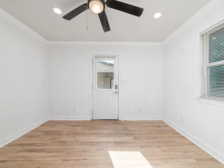7125 Conley St — Photo 25