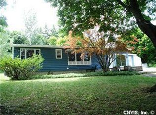 339 Stanton Dr, Syracuse, NY 13214