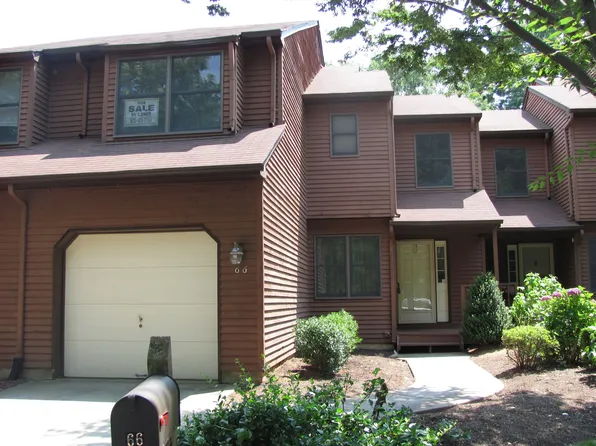 66 Pape Dr, Atlantic Highlands, NJ 07716