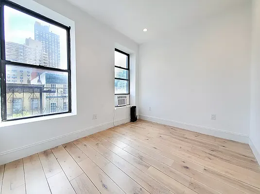 Rented by Brighton Management | media 8