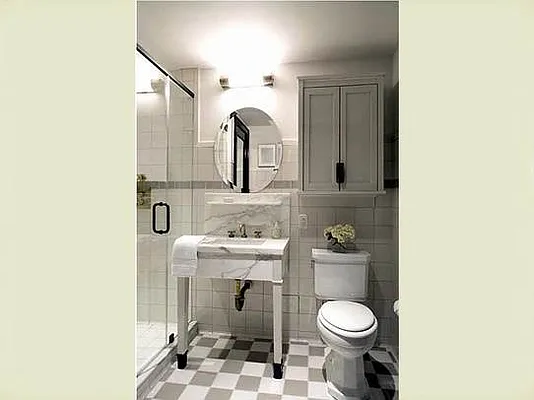 Sold by Stribling | media 22