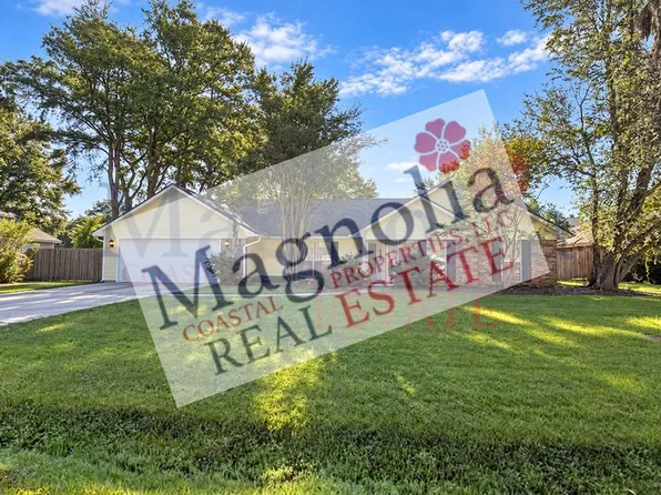124 Dearborn Dr, Richmond Hill, GA 31324