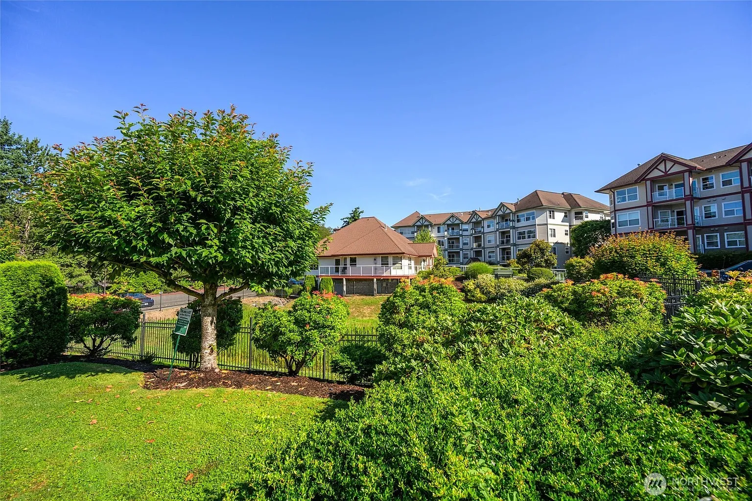 259 W Bakerview #304 photo 1