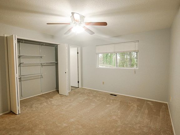 5th image of 16122 SE 40th St