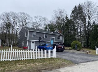9 Brentwood Dr, Dudley, MA 01571