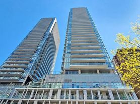 195 Redpath Ave
