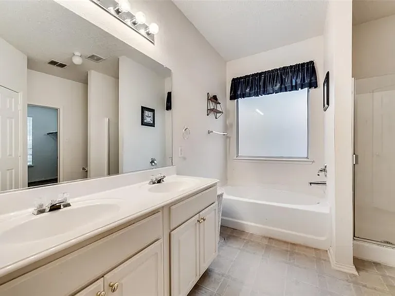 2831 Deer Ridge Dr — Photo 10
