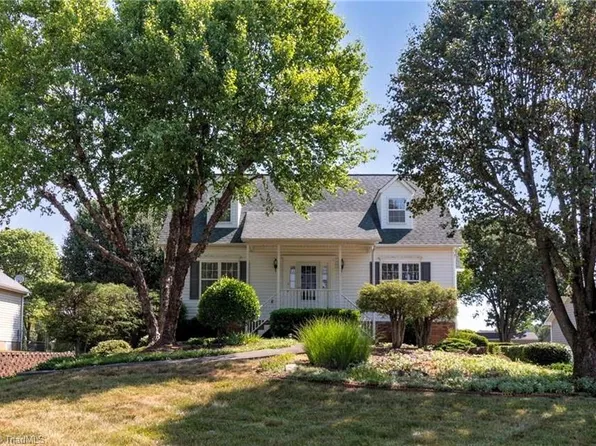 1735 Springfield Farm Ct, Clemmons, NC 27012