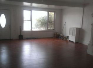 9015 70th Ave, Forest Hills, NY 11375